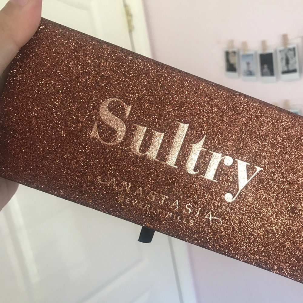 Anastasia Beverly Hills Sultry